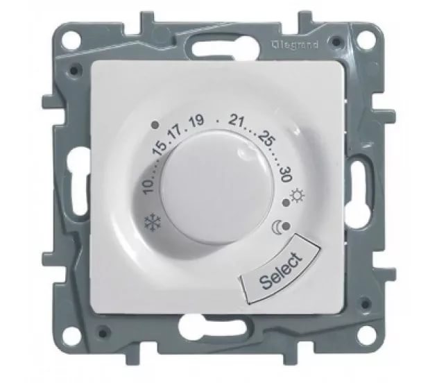 картинка Регулятор теплого пола белый Etika от магазина Электротехника