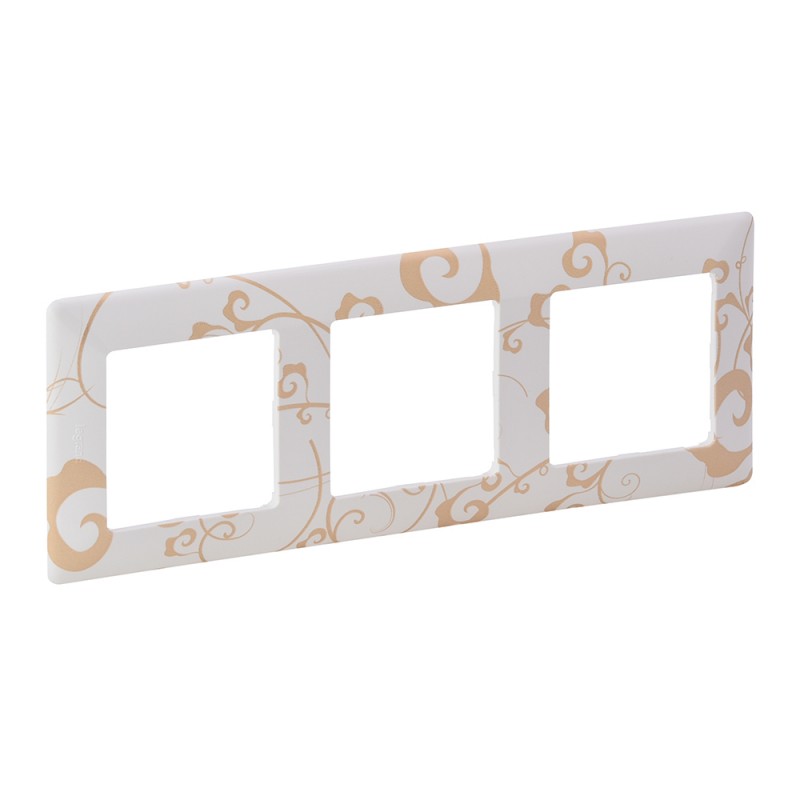 картинка Рамка  3-пост. ампир Белый Valena LIFE от магазина Электротехника