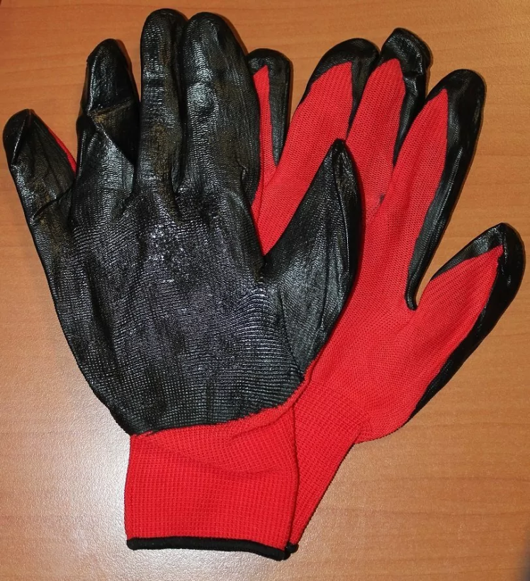 картинка Перчатки нейлоновые 13 класс с Нитрильно-латексным покр. кр. ЛАЙТ от магазина Электротехника