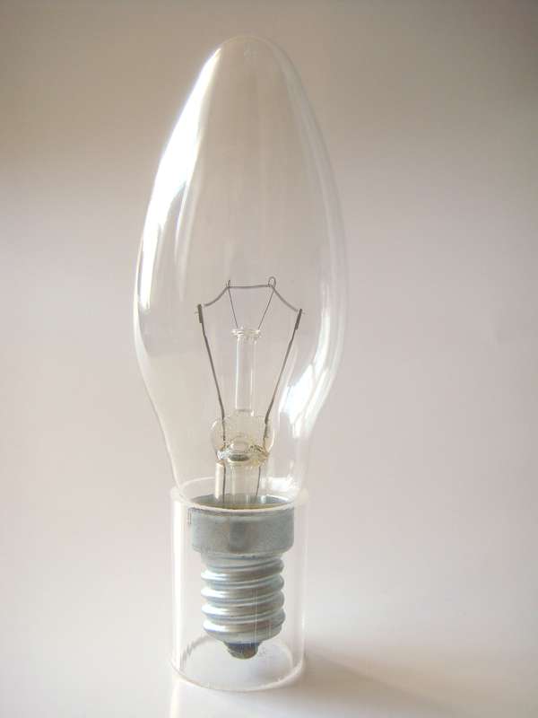 картинка Лампа накал. "свеча" 40Вт Е14 прозр. 230В Лисма от магазина Электротехника