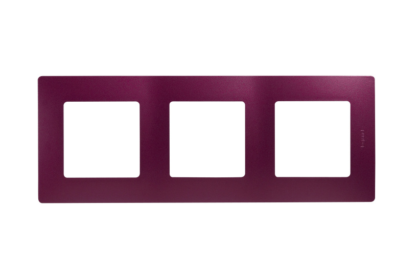 картинка Рамка 3-пост. сливовая Etika от магазина Электротехника