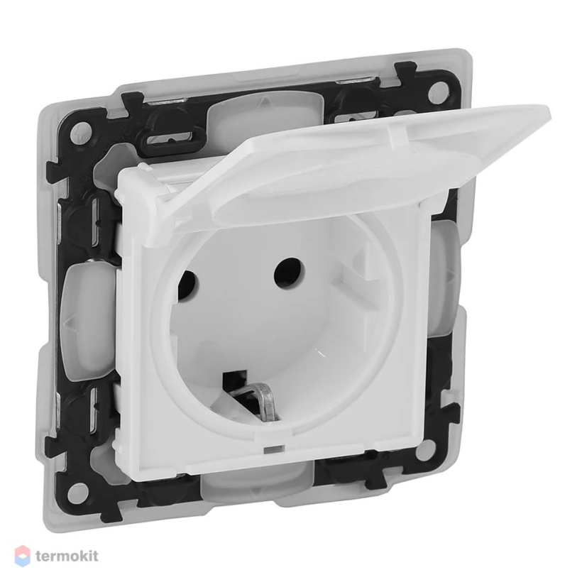 картинка Розетка 1-я 2P+E 16А СУ шторки крышка механизм IP44 Белый Valena LIFE от магазина Электротехника