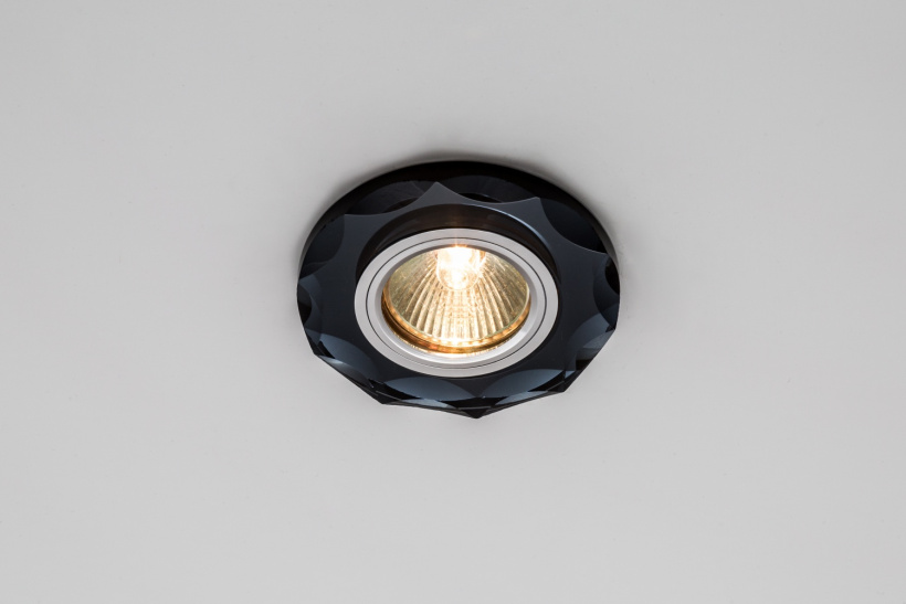 картинка Светильник MR-16 GU5.3 встр. огран. стекло чёрный круг CRYSTAL 50 BLACK Max Light !!! от магазина Электротехника